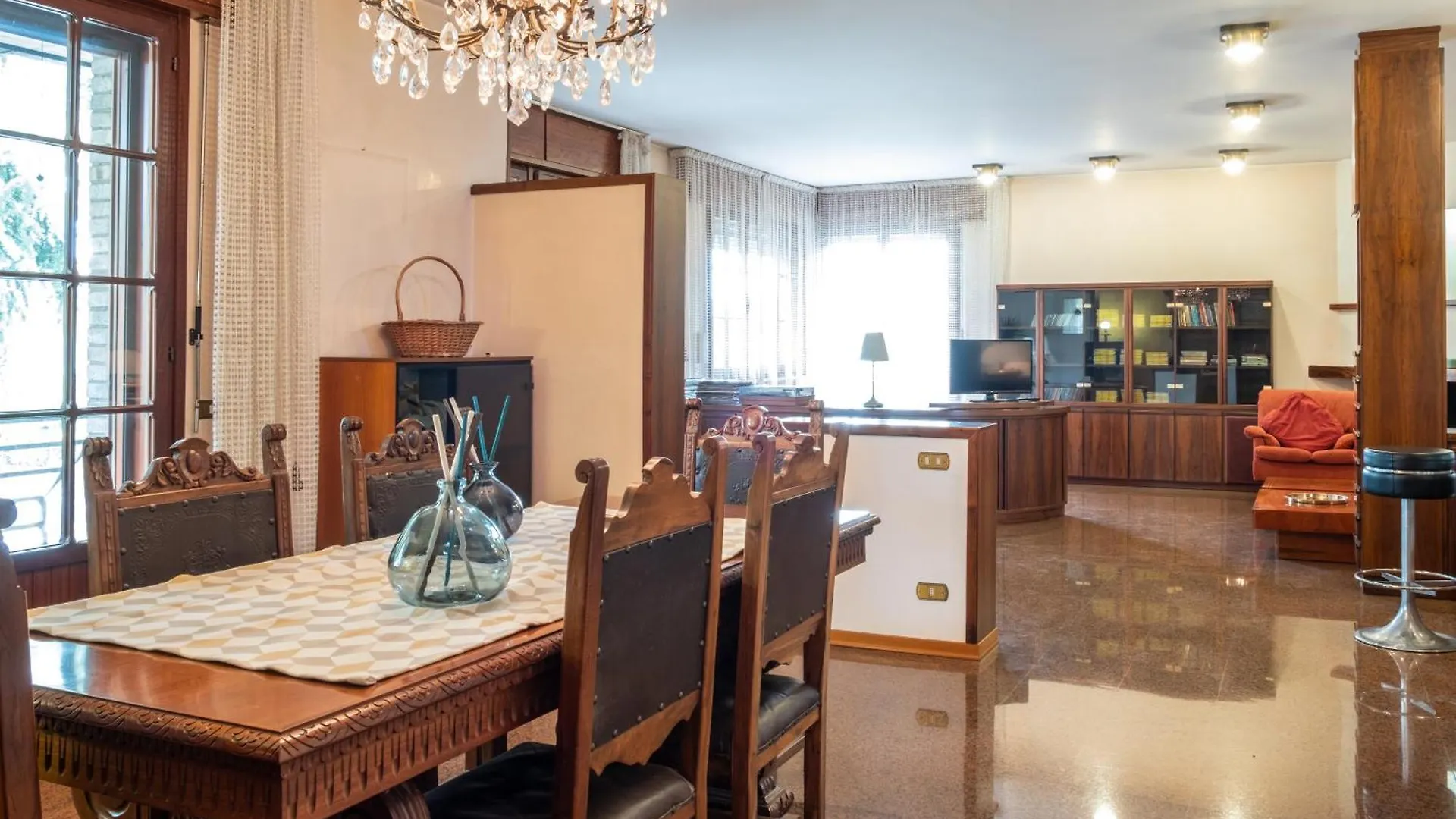 Apartment Villa Olivia Apt 200 Mq Pool, Garden And Bbq - Il Lupo Affitta San Giovanni In Marignano Italy