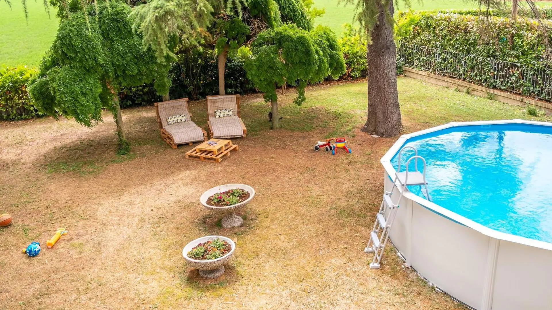 Apartment Villa Olivia Apt 200 Mq Pool, Garden And Bbq - Il Lupo Affitta San Giovanni In Marignano Italy
