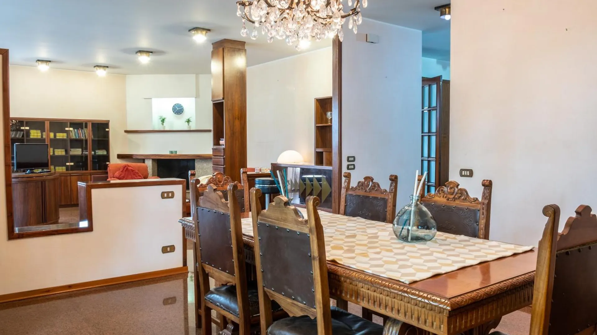 Apartment Villa Olivia Apt 200 Mq Pool, Garden And Bbq - Il Lupo Affitta San Giovanni In Marignano