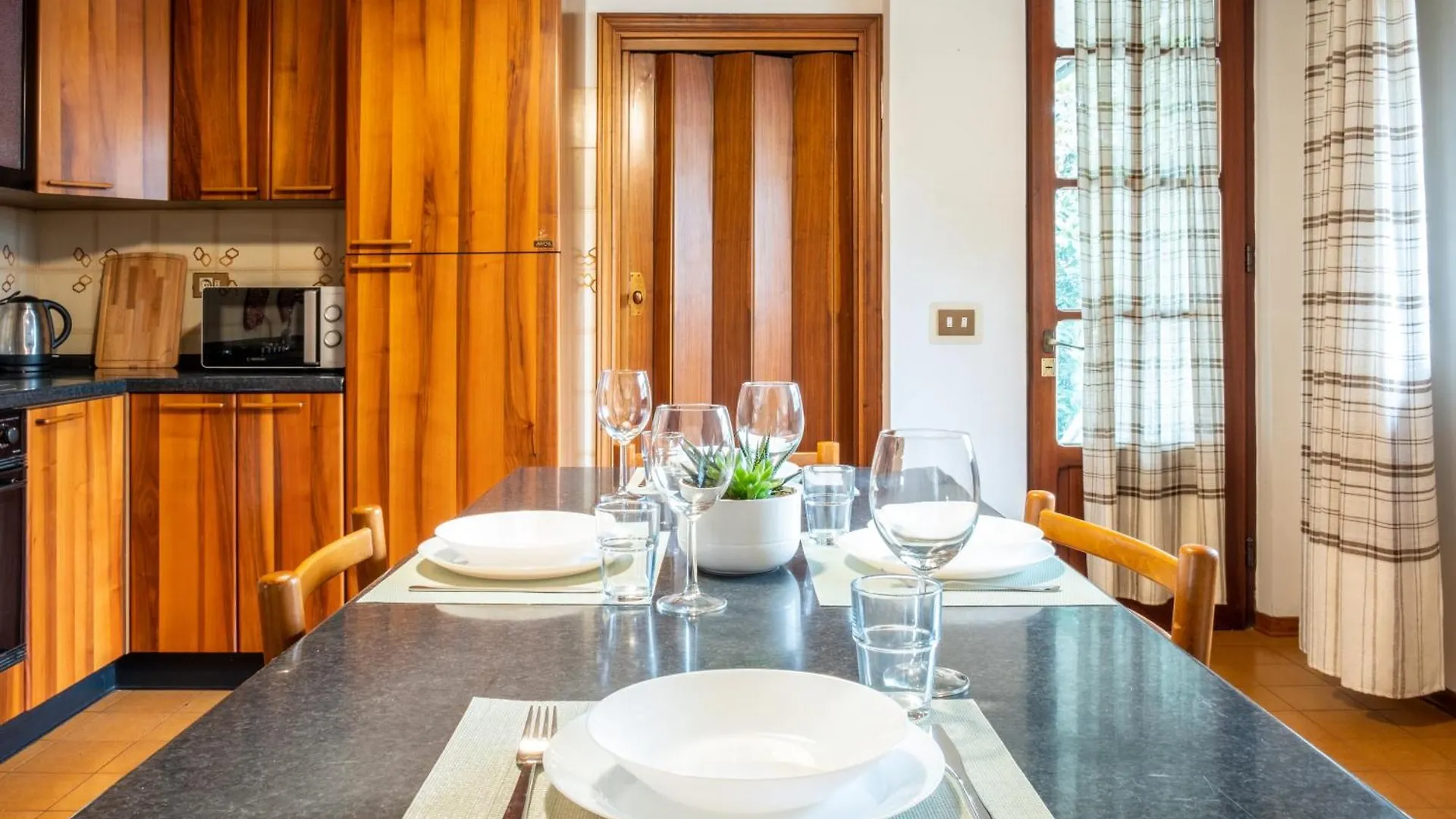 Villa Olivia Apt 200 Mq Pool, Garden And Bbq - Il Lupo Affitta San Giovanni In Marignano Italy